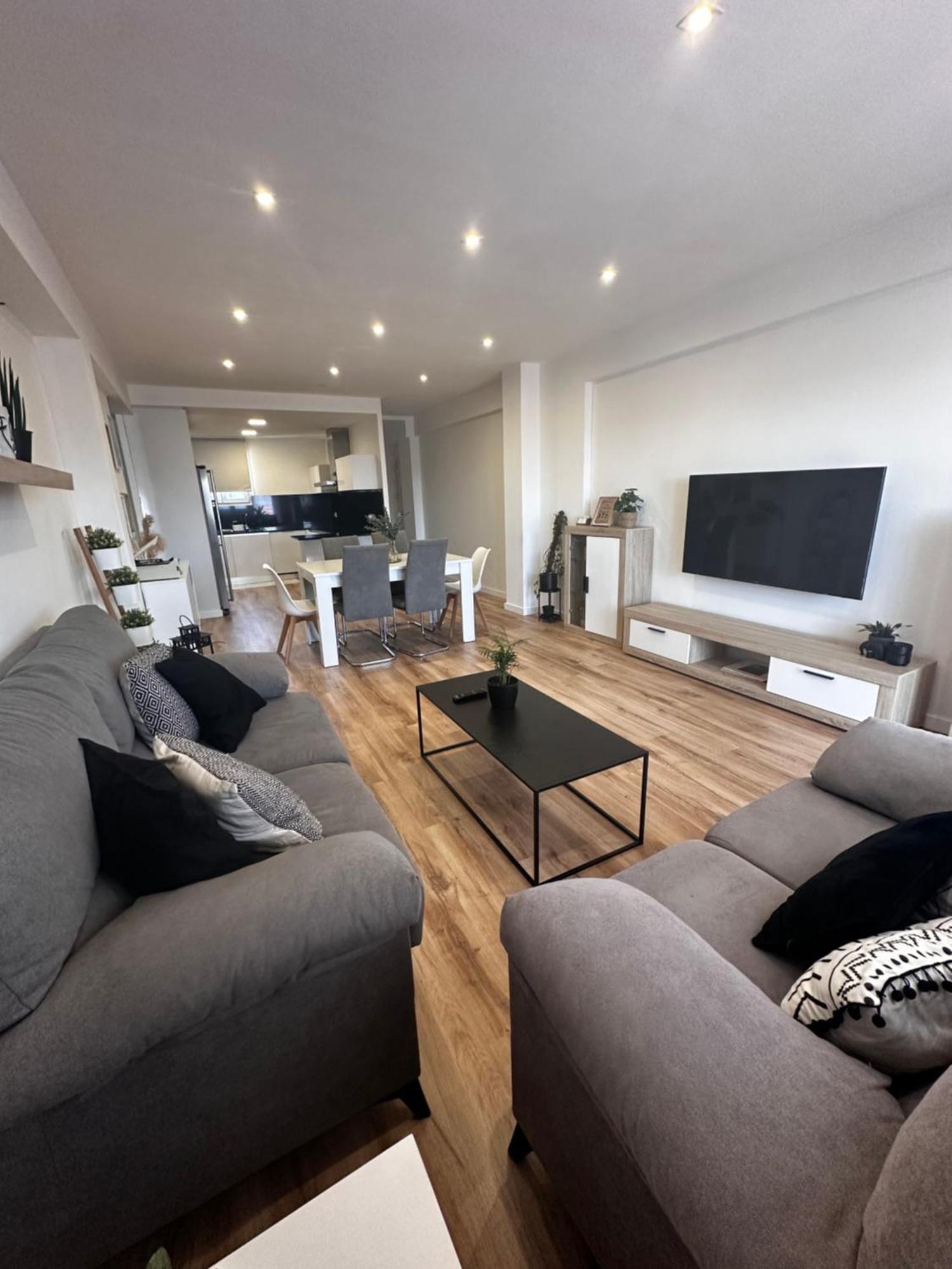Appartement Con Piscina En El Centro De Sanxenxo